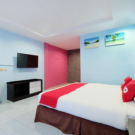 Oyo 609 Lanta Dream House Apartment Ко-Ланта Экстерьер фото