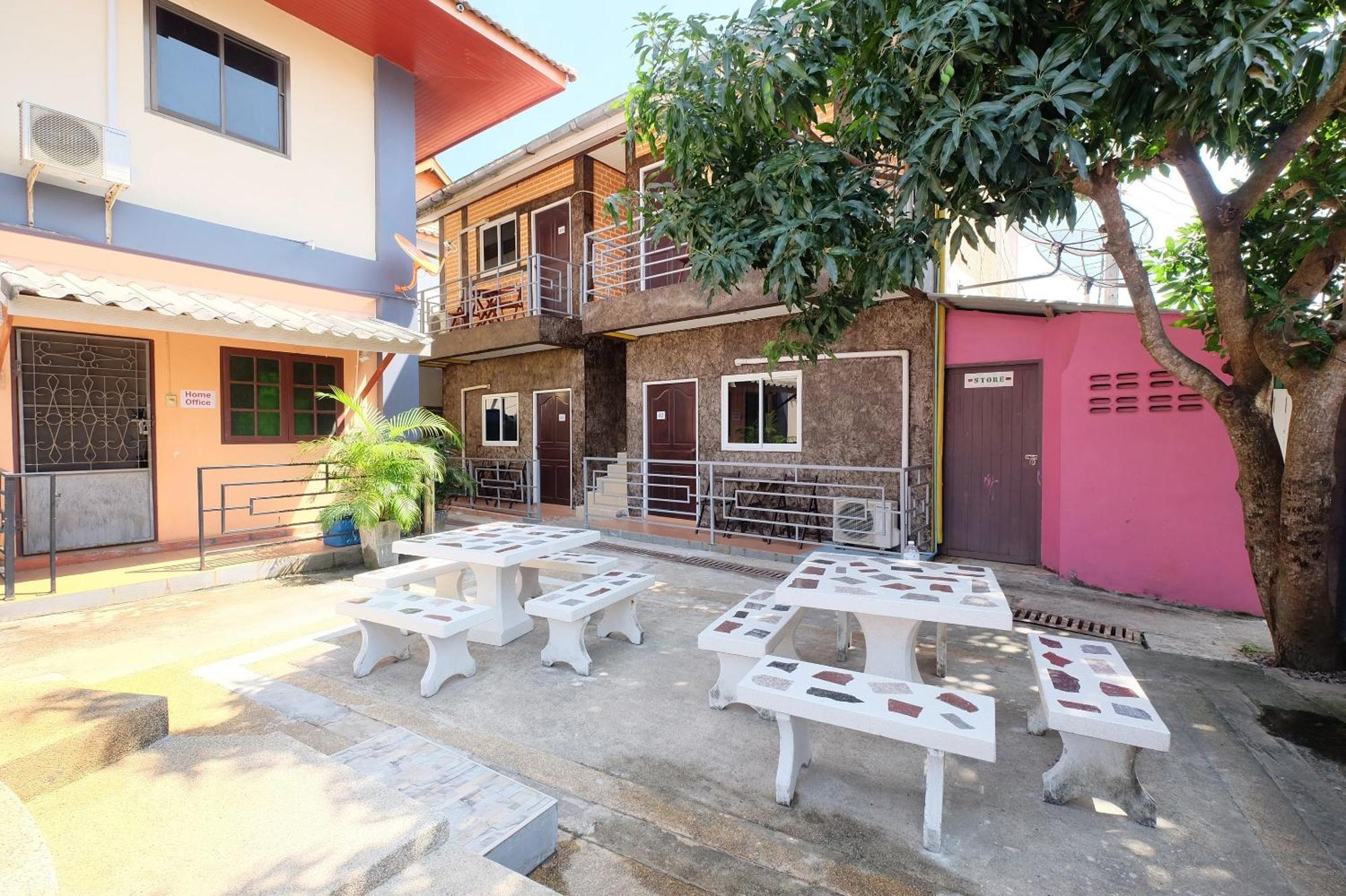 Oyo 609 Lanta Dream House Apartment Ко-Ланта Экстерьер фото